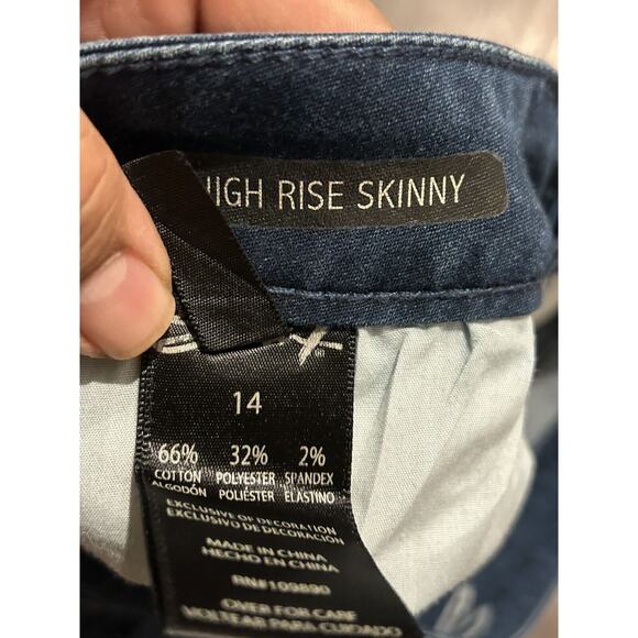 Seven7 Jeans Women 14 Tummy Less‎ High Rise Skinny Leg Stretch Dark Denim Casual - Picture 7 of 10